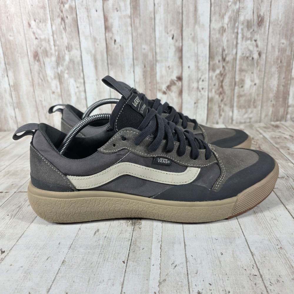 Vans UltraRange EXO Dark Grey Charcoal Gum Sole Mens 11 Low Top Sneakers